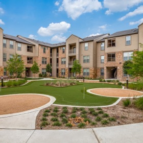 Alders Cross Creek Courtyard outside courtyard with ample seating